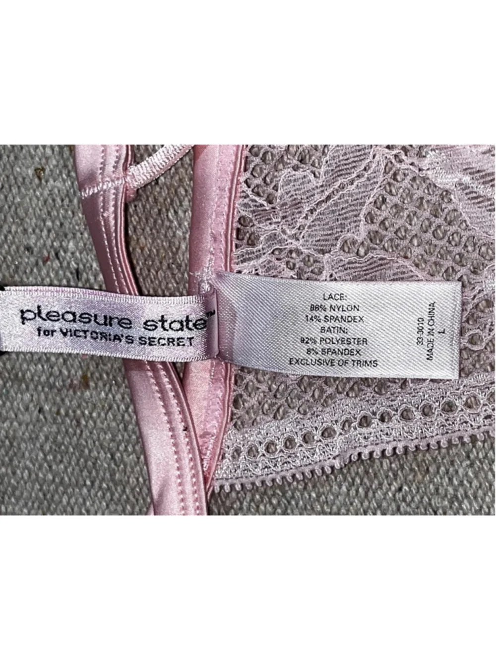 Pleasure State Pink Crystal Keyhole Lace Shiny Satin String Thong Panties L New